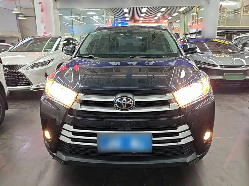 Toyota Highlander — миниатюра 3