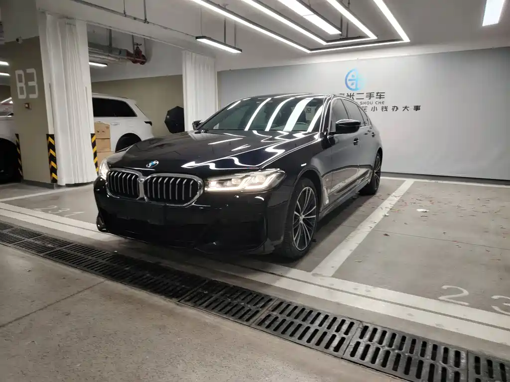 BMW 5 Series 2024