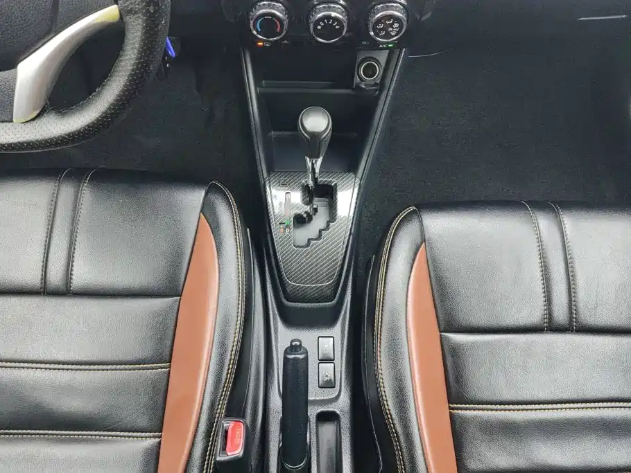 Toyota Vios FS — миниатюра 16