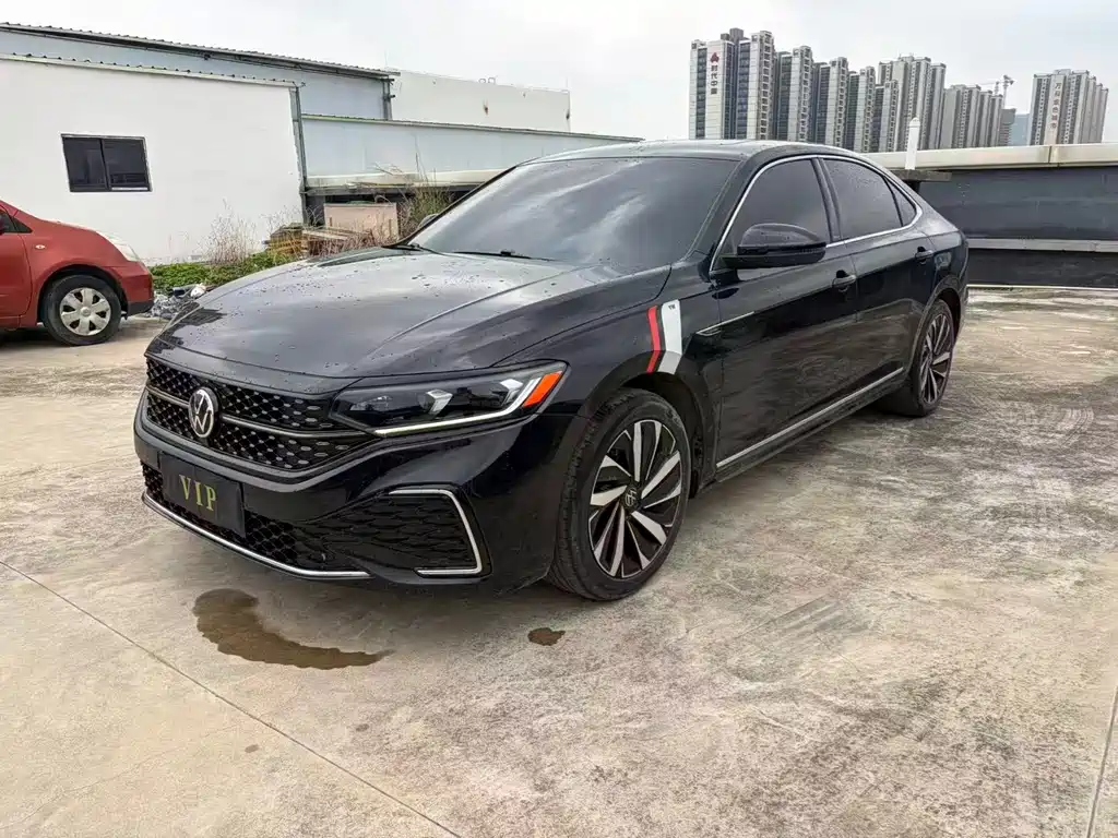 Volkswagen Passat 2022