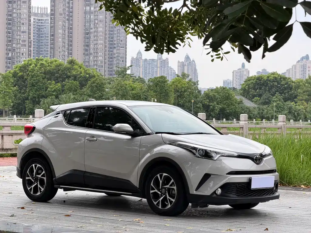 Toyota C-HR — миниатюра 3