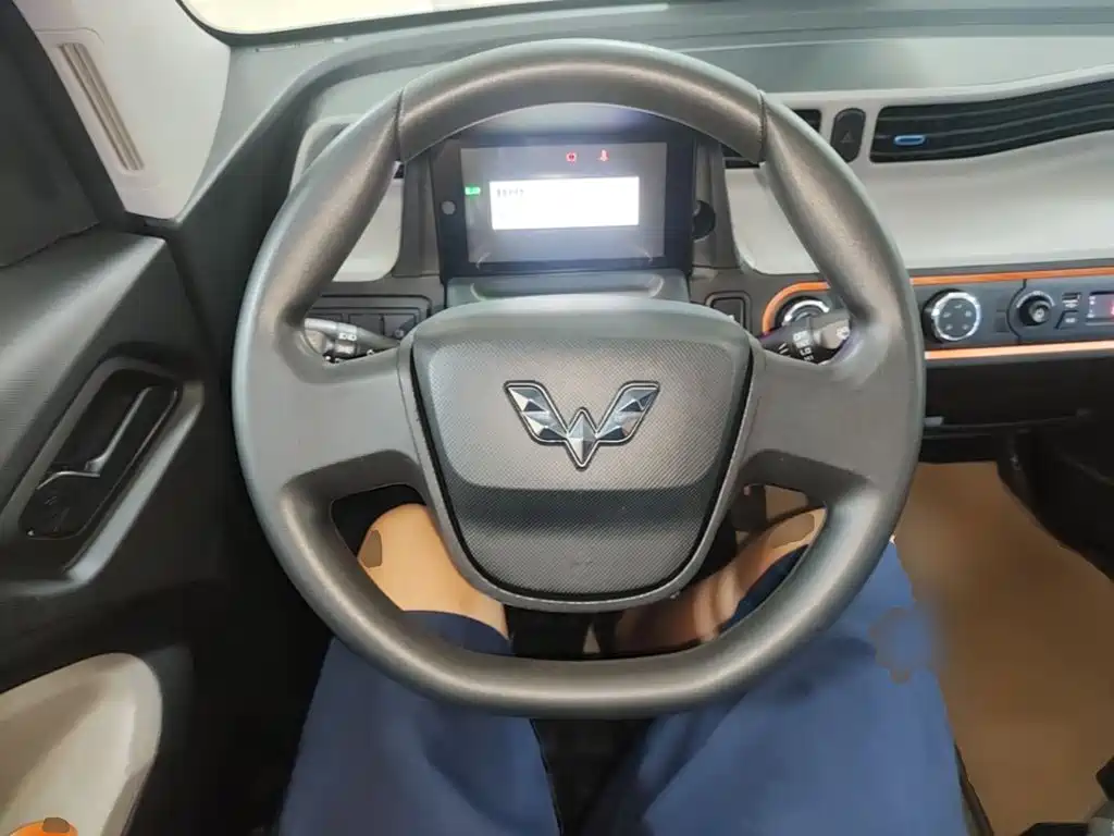 Wuling MINIEV — миниатюра 11