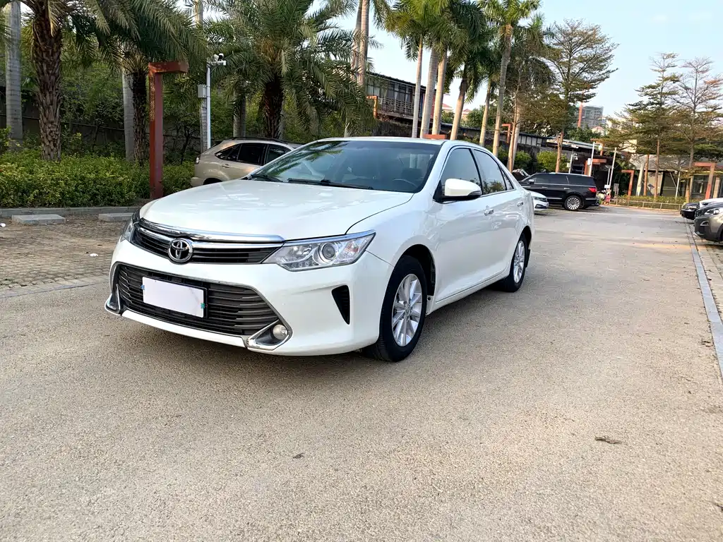 Toyota Camry 2017