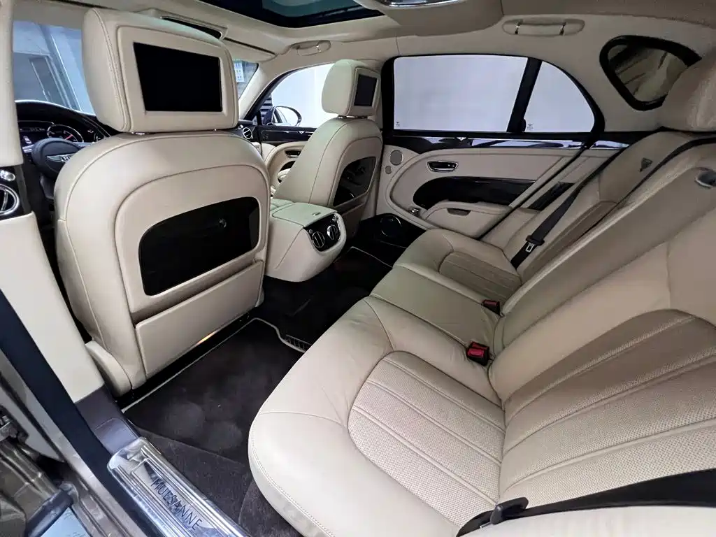 Bentley Mulsanne — миниатюра 14