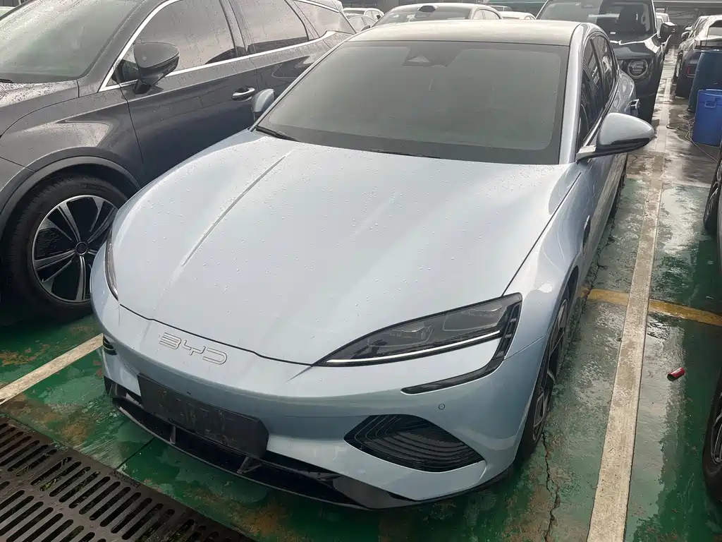 BYD Seal