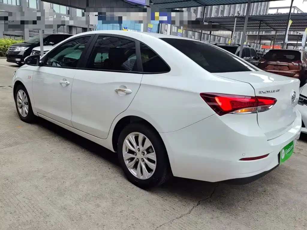 Buick Excelle — миниатюра 5