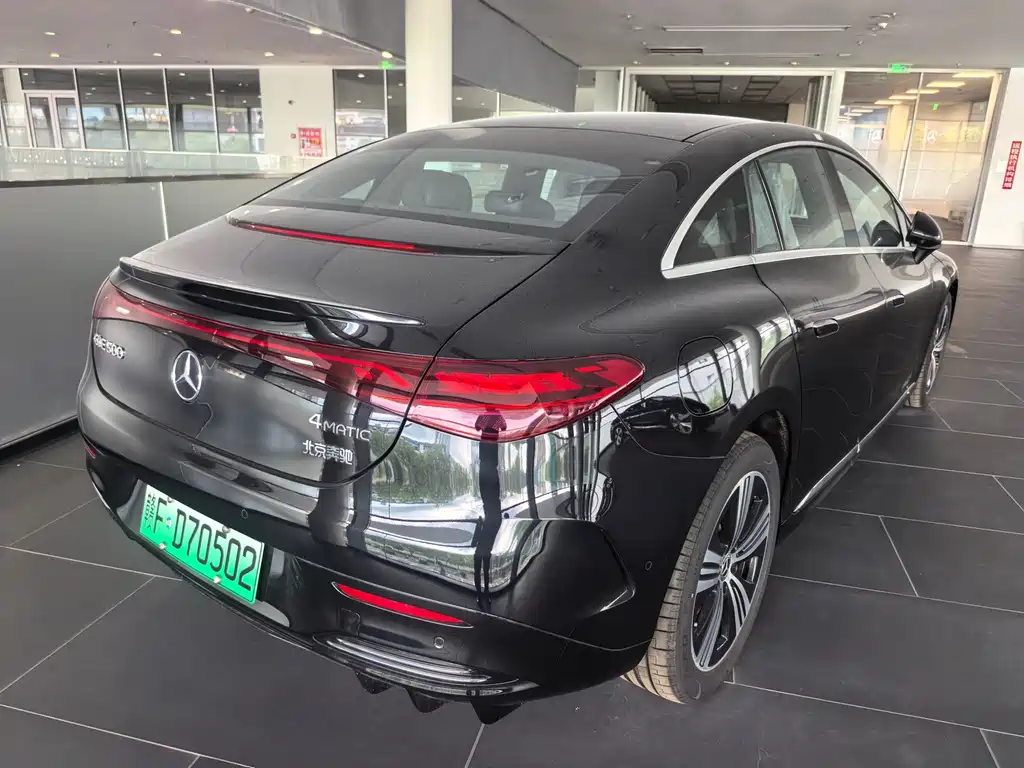 Mercedes-Benz EQE — миниатюра 2