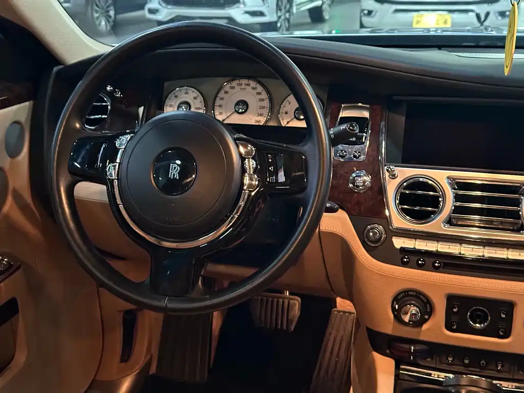 Rolls-Royce Ghost — фотографии объявления, Фото 17