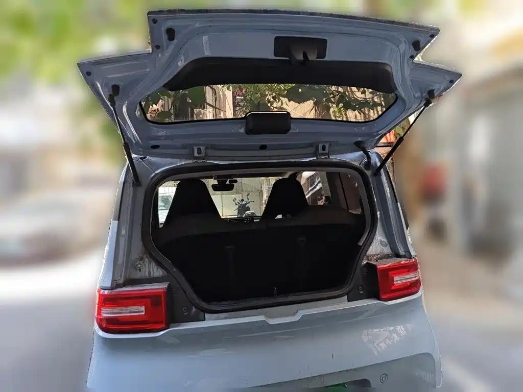 Wuling MINIEV — миниатюра 15
