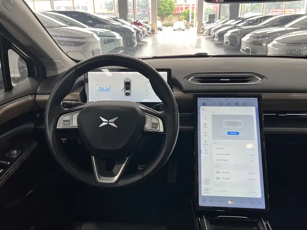 XPeng P5 — миниатюра 11