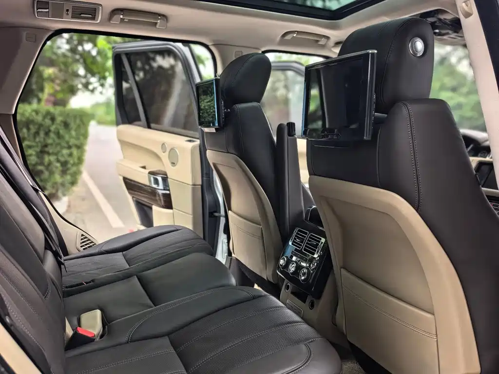 Land Rover Range Rover — миниатюра 11