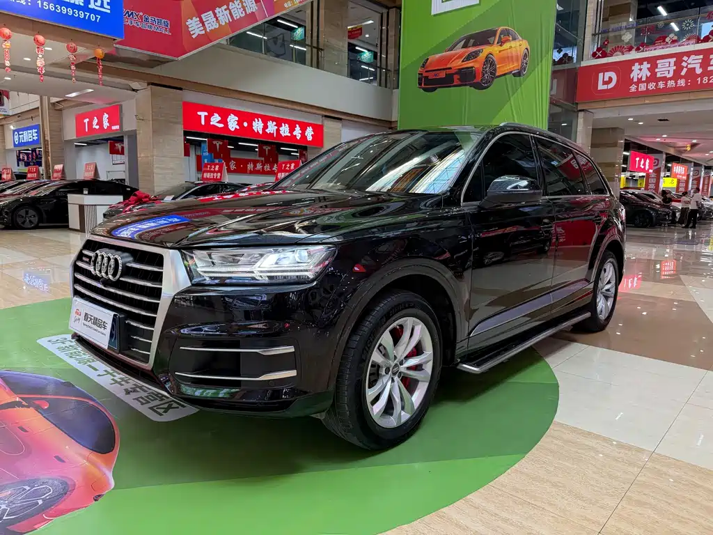 Audi Q7 — миниатюра 3