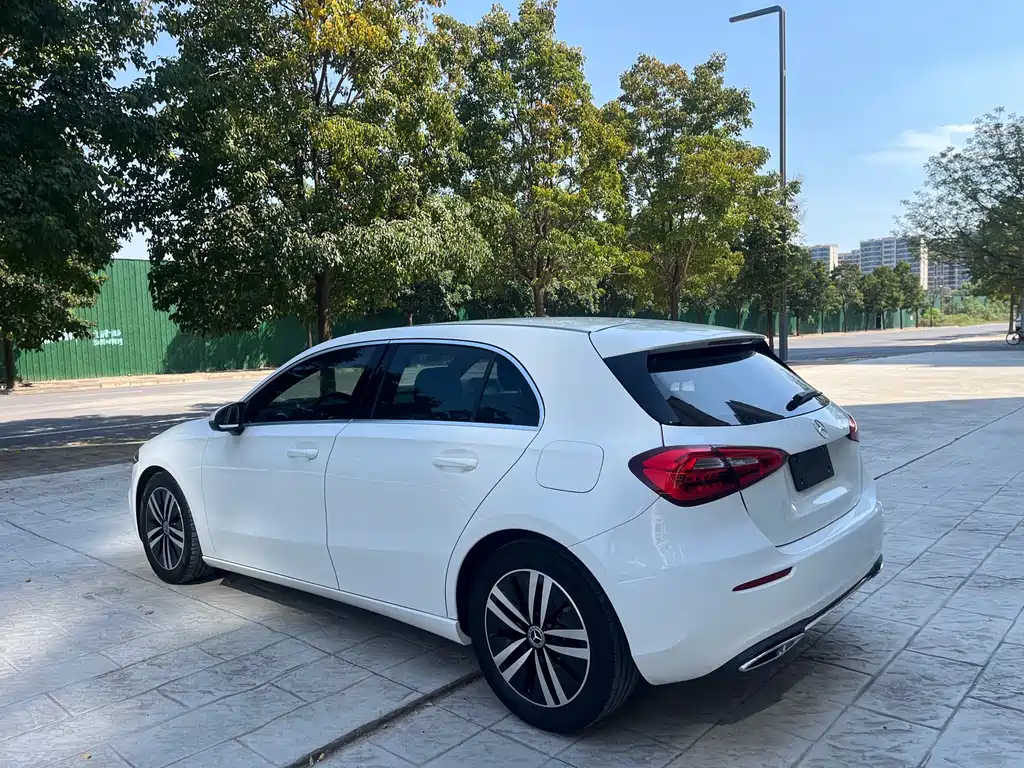 Mercedes-Benz A-Class — миниатюра 7