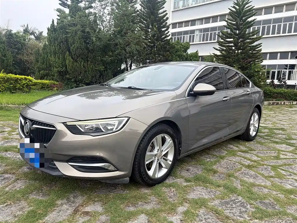 Buick Regal 2018