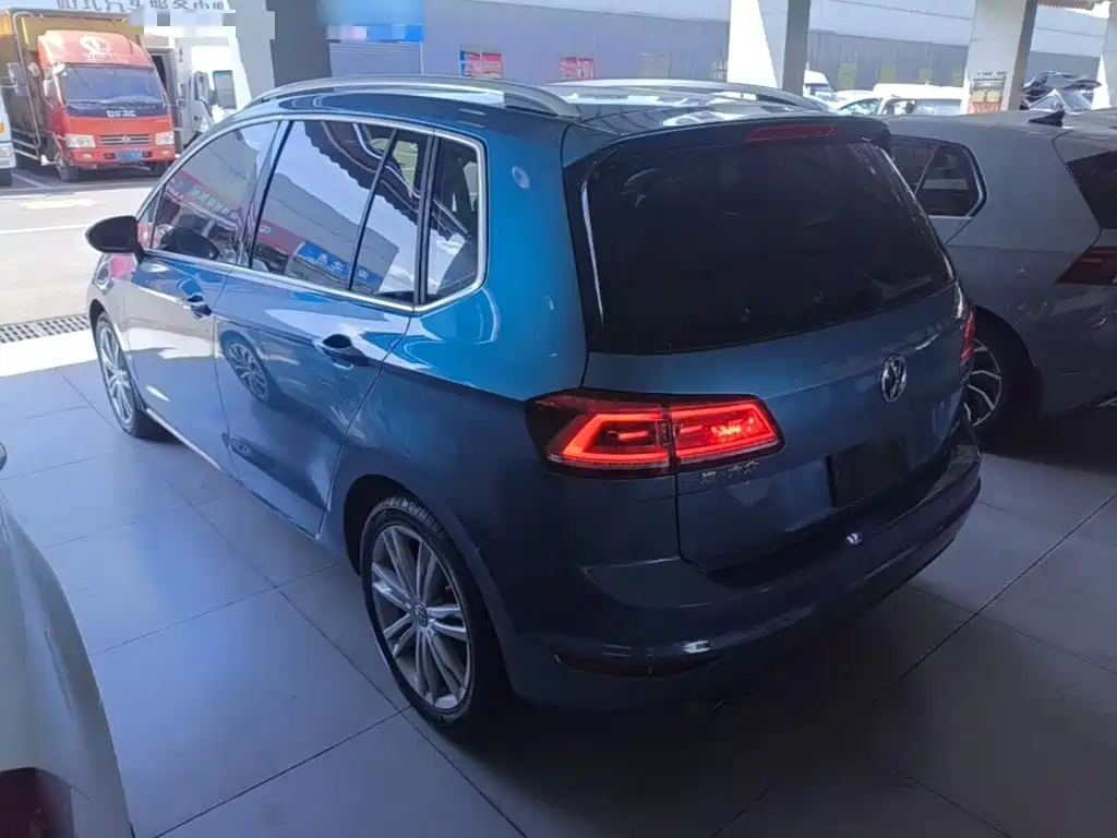 Volkswagen Golf Sportsvan — миниатюра 5