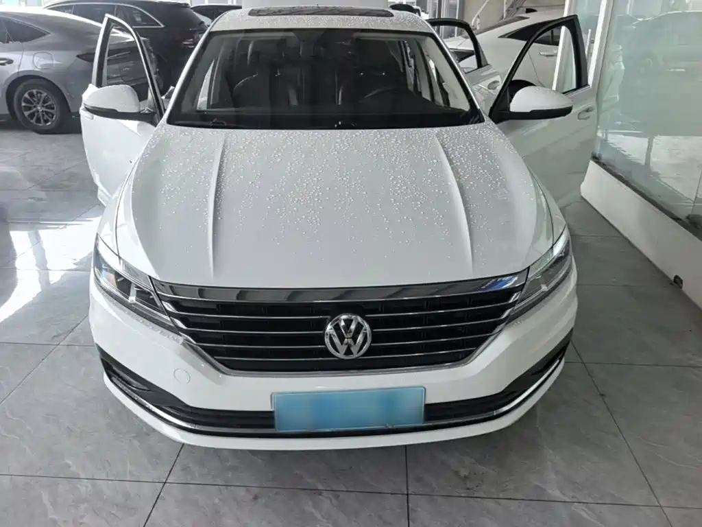 Volkswagen Lavida — миниатюра 3