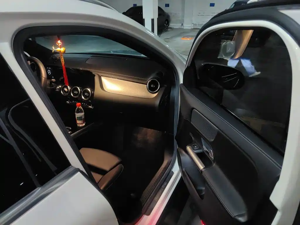 Mercedes-Benz GLA — миниатюра 19