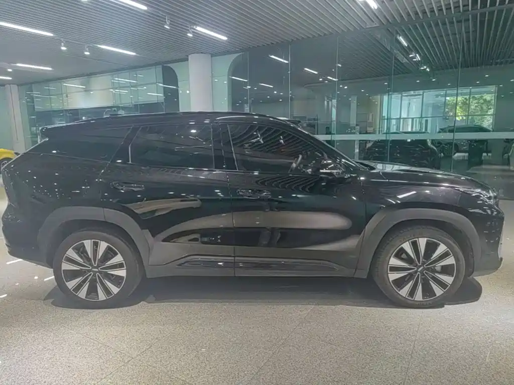 Geely Boyue L — миниатюра 26