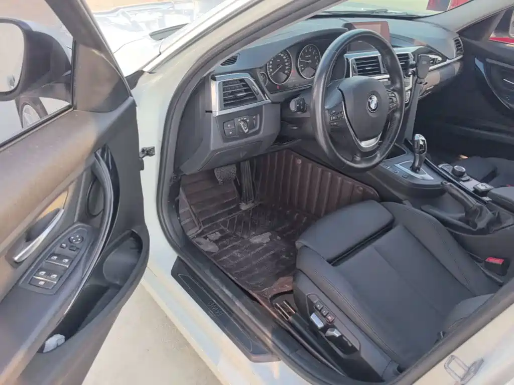BMW 3 Series — миниатюра 16