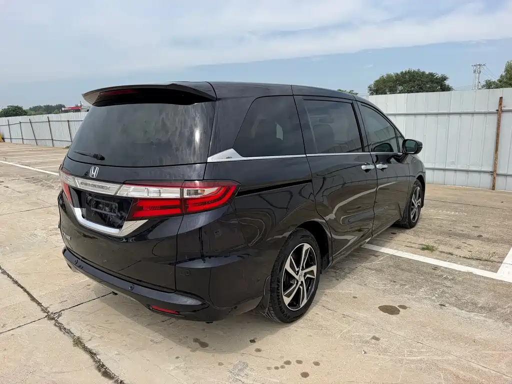 Honda Odyssey — миниатюра 4
