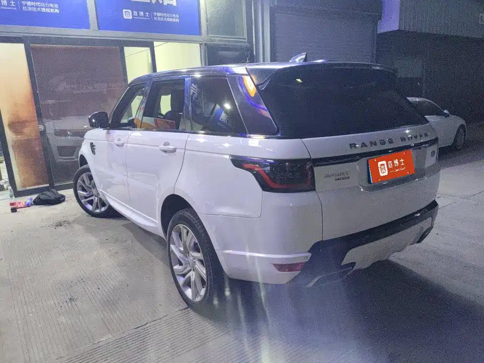 Land Rover Sport — миниатюра 5