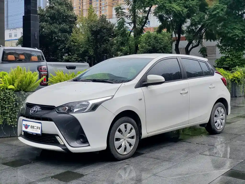 Toyota Yaris L
