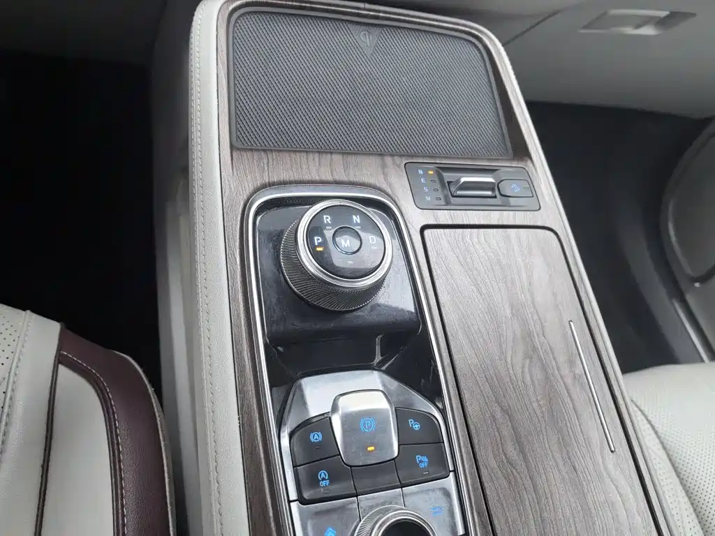 Ford Equator — миниатюра 13