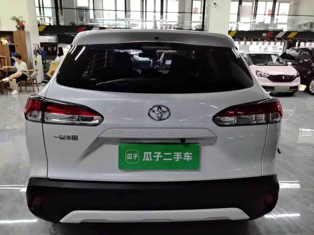 Toyota Corolla Cross — миниатюра 6