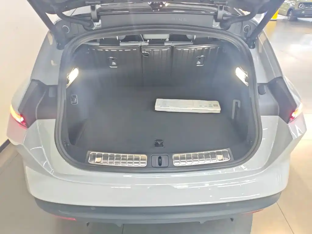 NIO ET5T — миниатюра 19