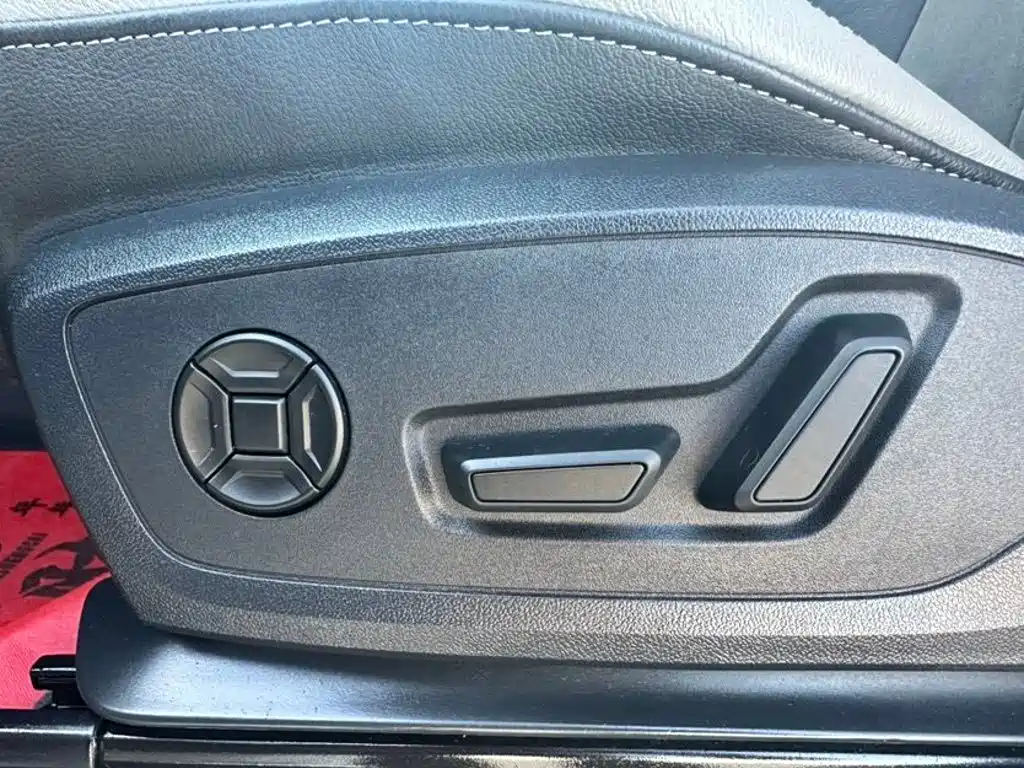 Audi Q3 — миниатюра 11