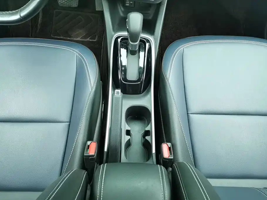 Chevrolet Trax — миниатюра 16