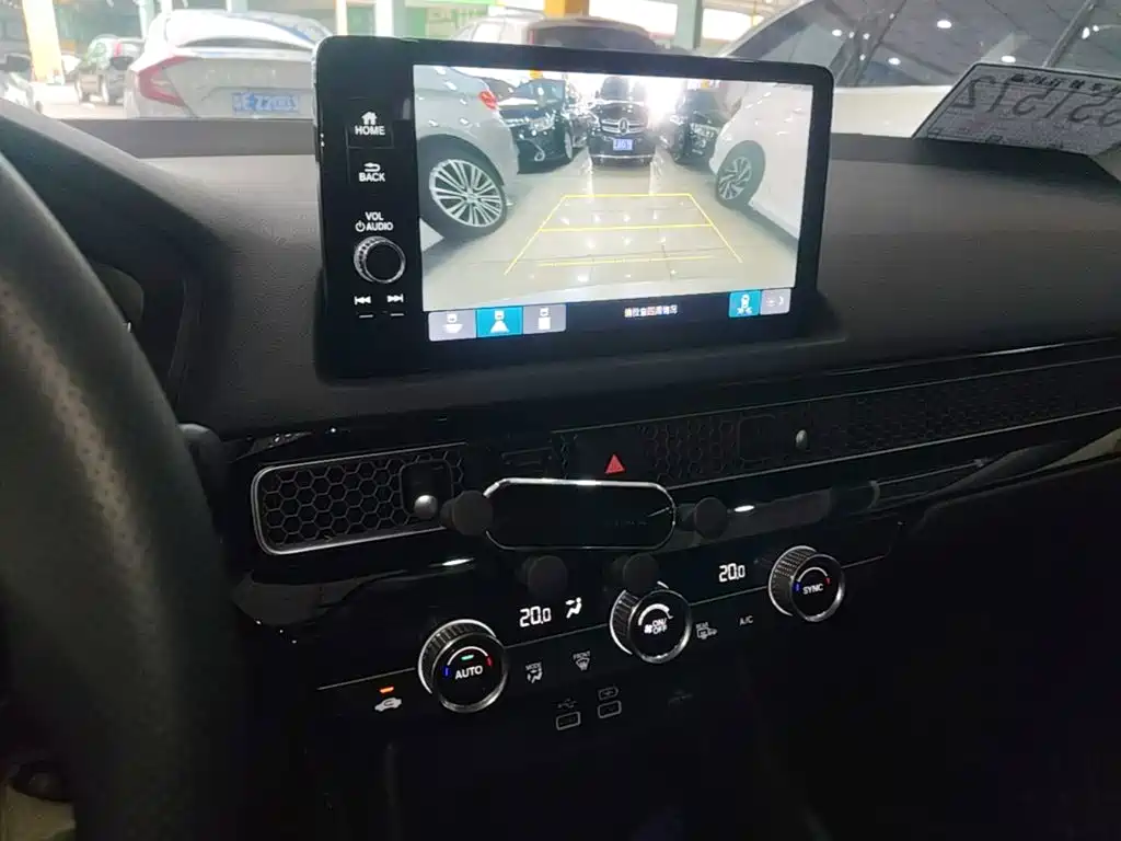 Honda Civic — миниатюра 13
