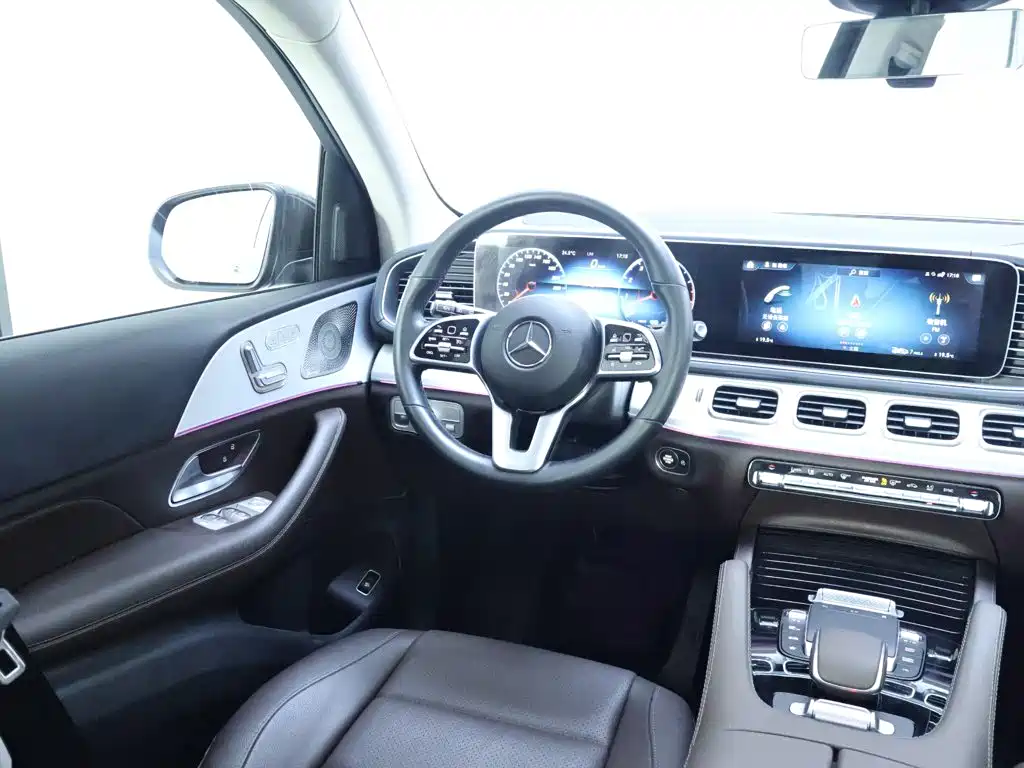 Mercedes-Benz GLE (Import) — миниатюра 14
