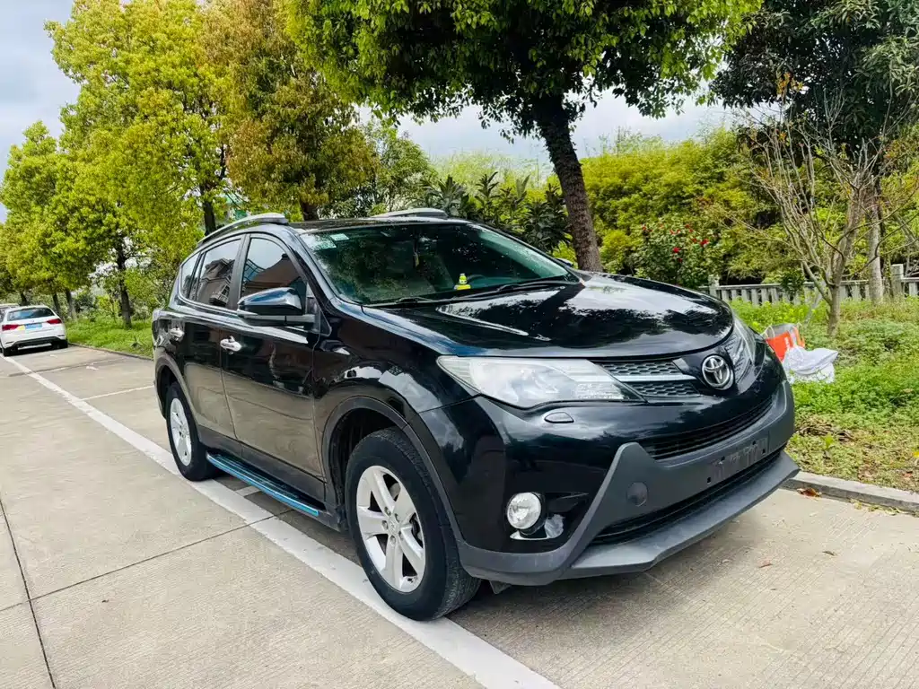 Toyota RAV4 2.5L Auto 4WD Elite Edition, фото 3