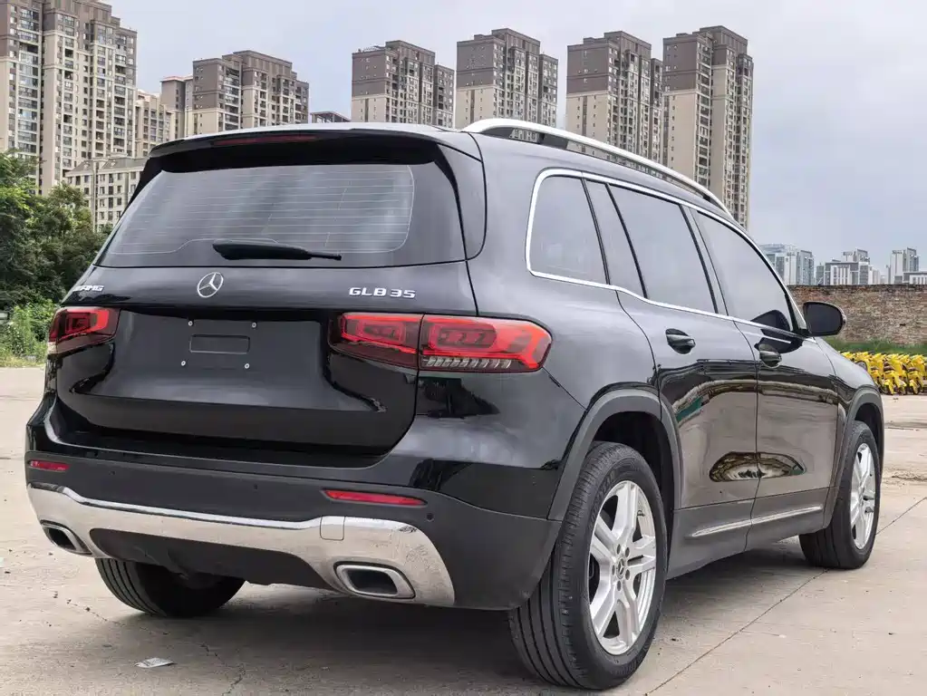 Mercedes-Benz GLB — миниатюра 9