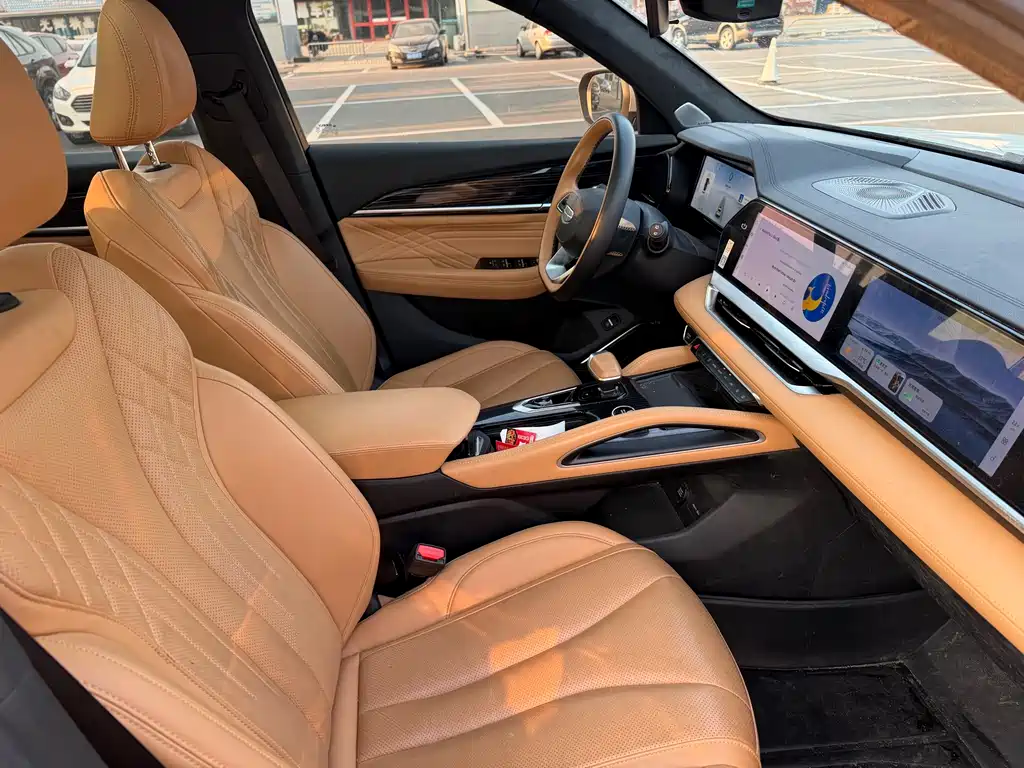 Geely Xingyue L EREV — миниатюра 7