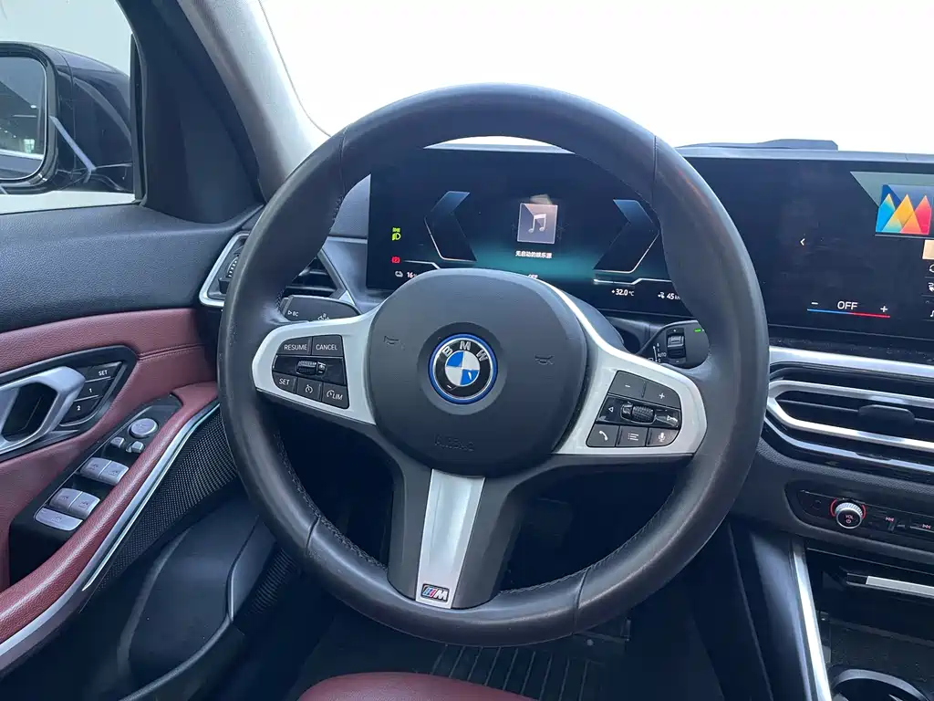 BMW i3 — миниатюра 7