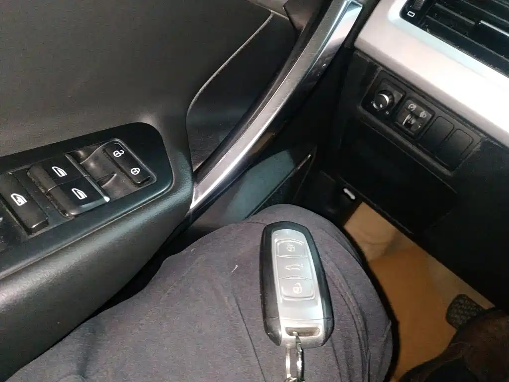 Geely Boyue — миниатюра 9