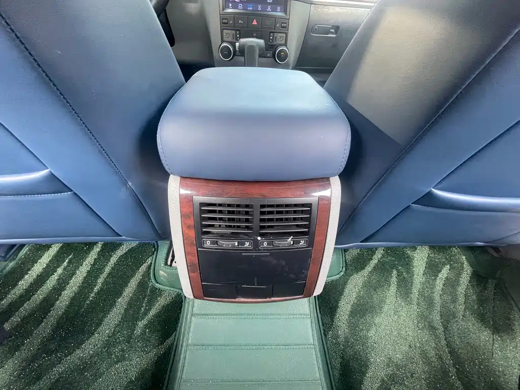 Volkswagen Touareg — миниатюра 16