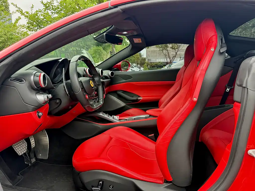 Ferrari Portofino — миниатюра 20