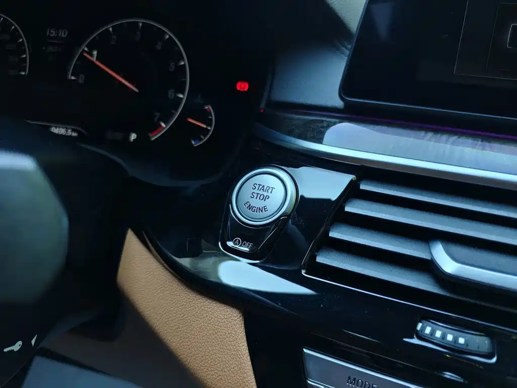 BMW 5 Series — миниатюра 38