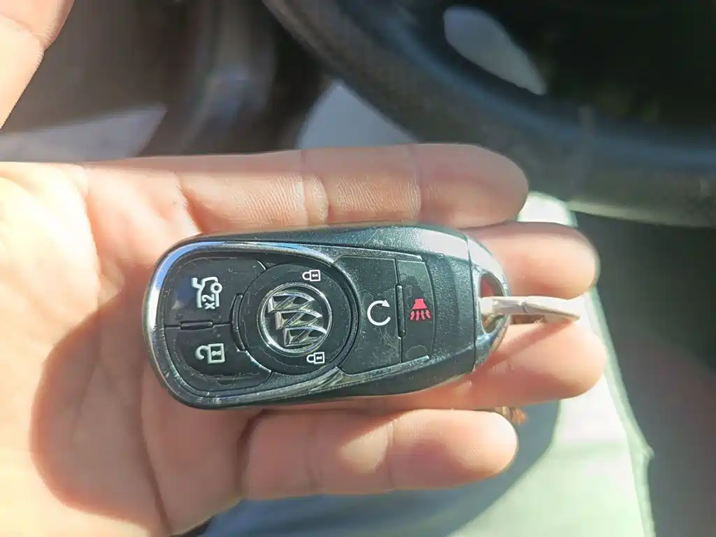Buick LaCrosse — миниатюра 9