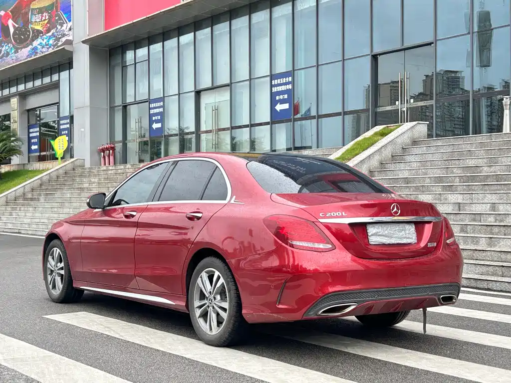 Mercedes-Benz C-Class — миниатюра 6