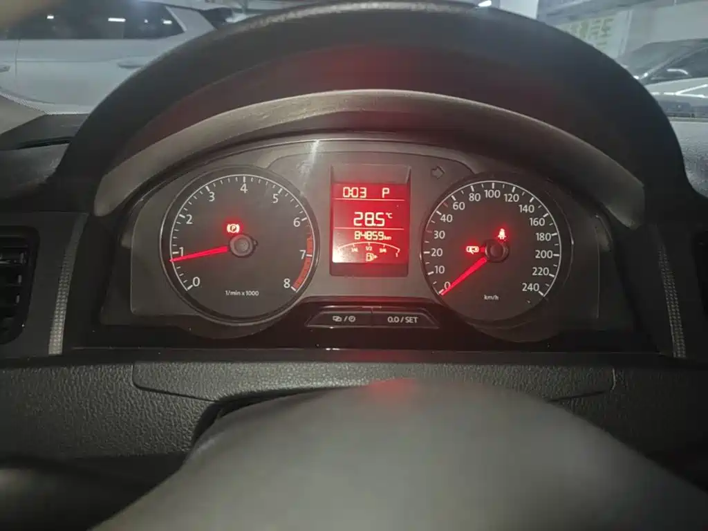 Volkswagen Santana — миниатюра 12