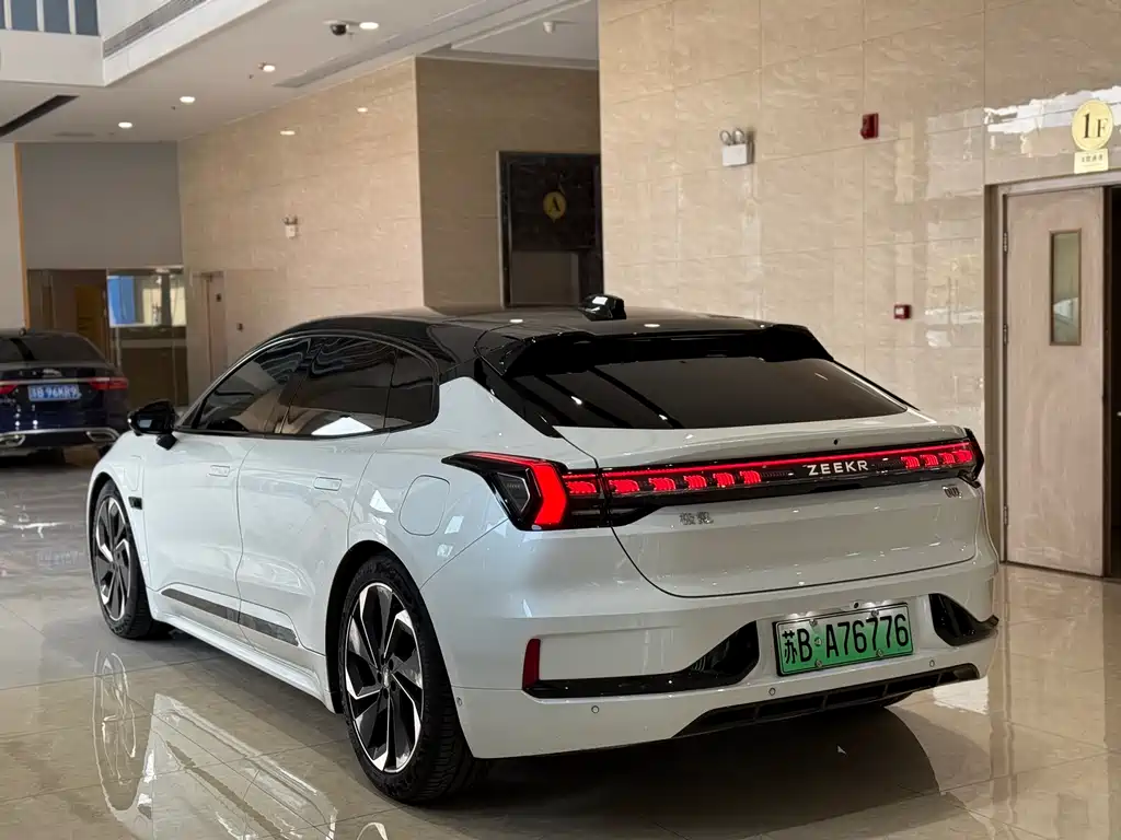 ZEEKR EXTREME KRYPTON 001