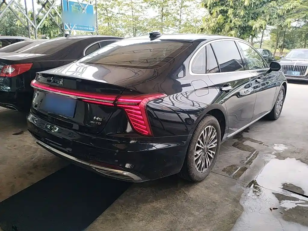 Hongqi Hongqi H5 — миниатюра 7