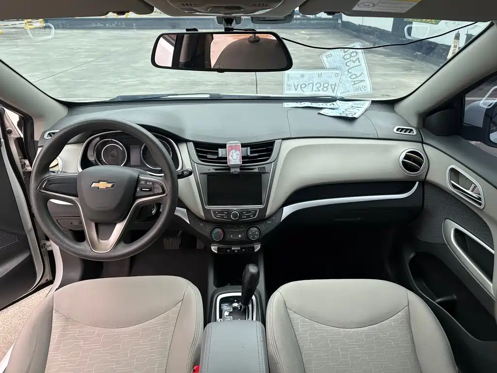 Chevrolet Sail — миниатюра 6