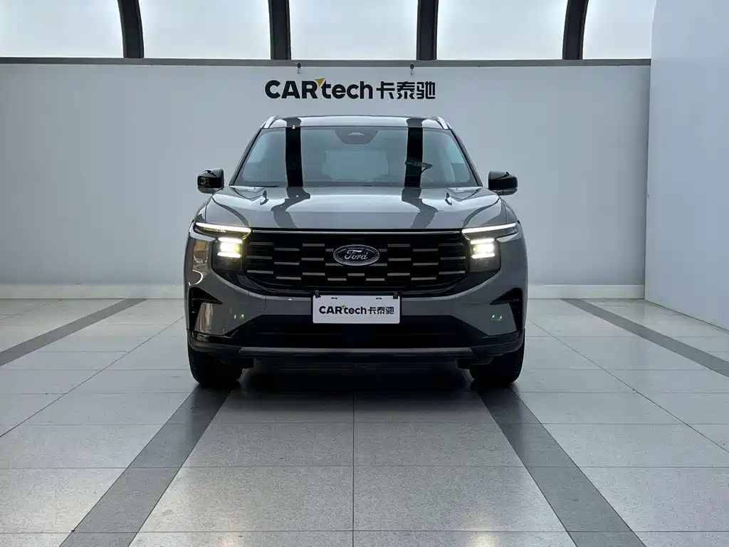 Ford Edge 2025
