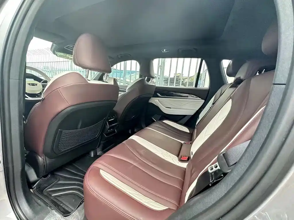 Geely Xingyue L — миниатюра 6