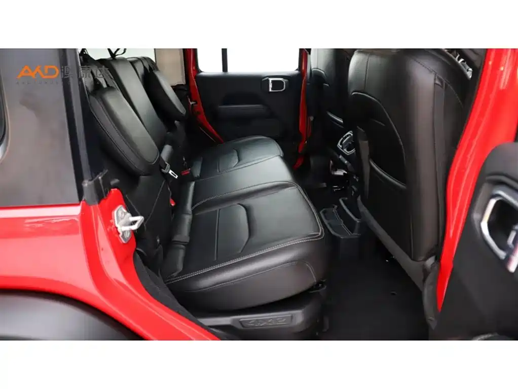Jeep Wrangler PHEV — миниатюра 8
